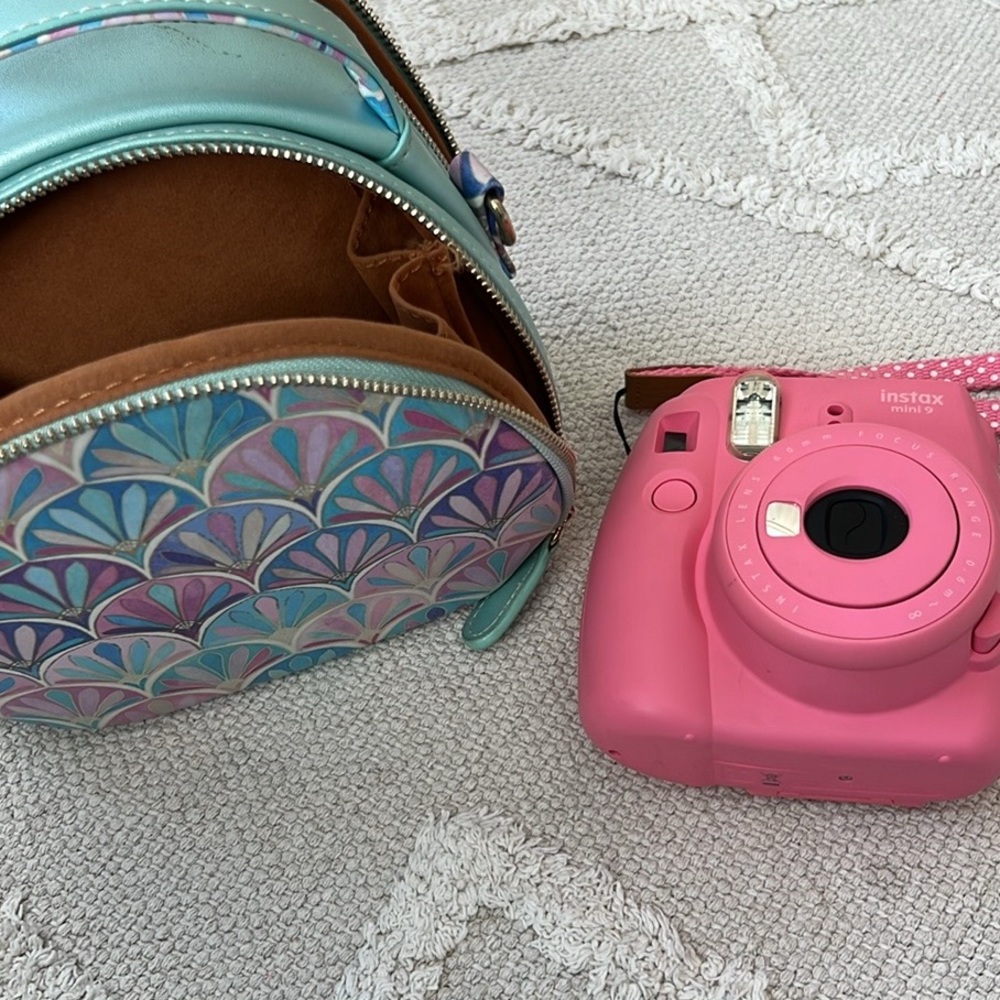 Instax Mini camera w/ Bag